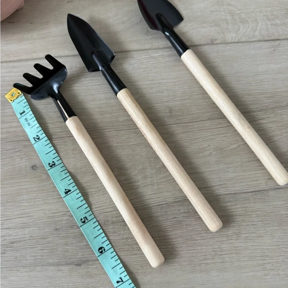 Miniature decorative garden utensils, cottage, core farmhouse, country  decor - Picture 3 of 4